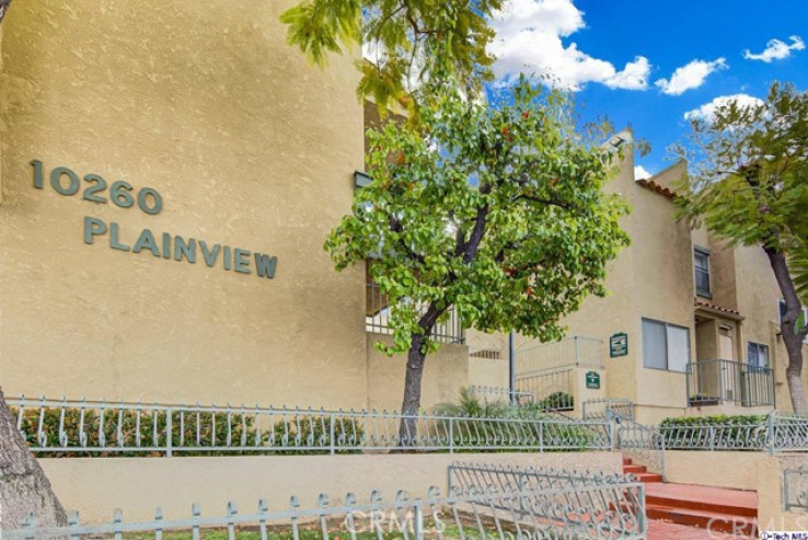 3 Bed Home for Sale in Tujunga, California