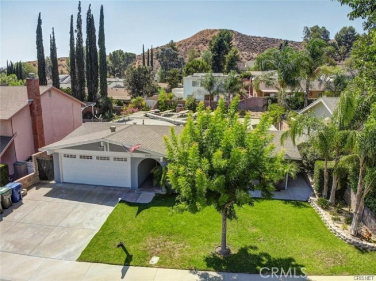 3 Bed Home for Sale in Saugus, California