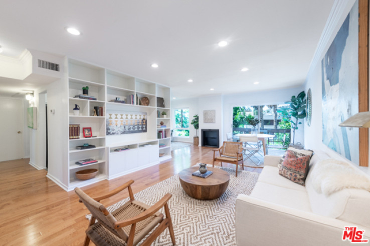 1 Bed Home for Sale in Los Angeles, California