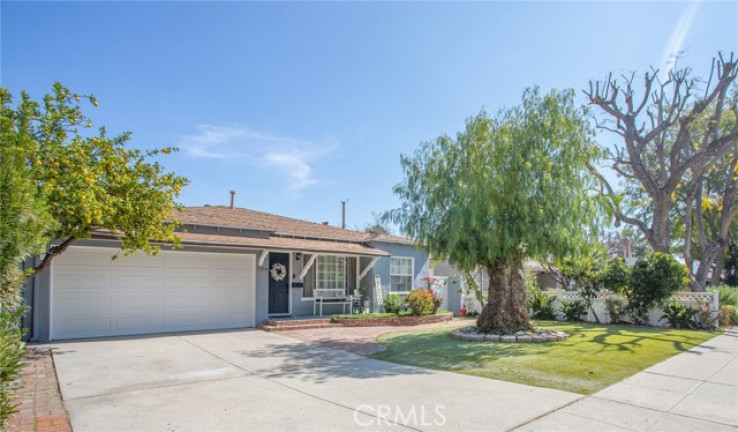 3 Bed Home for Sale in Burbank, California