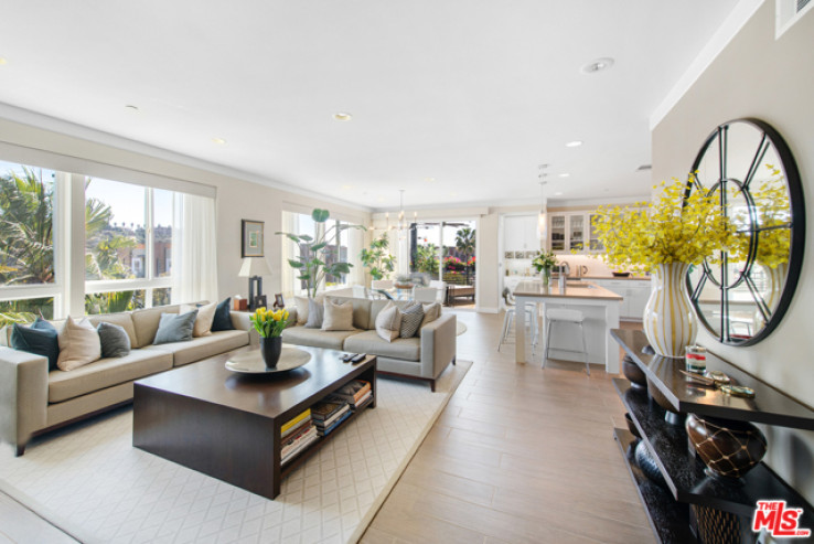 3 Bed Home for Sale in Playa Vista, California