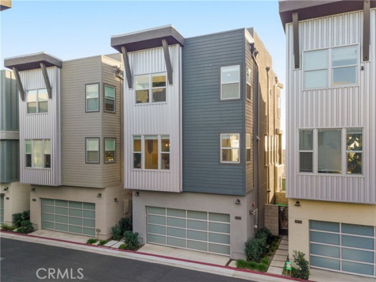 Residential Home in Southwest Costa Mesa