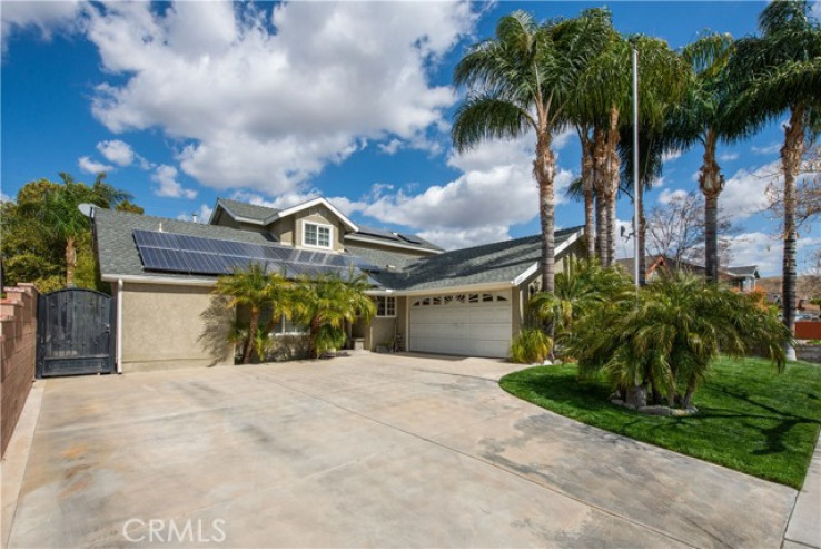 5 Bed Home for Sale in Saugus, California