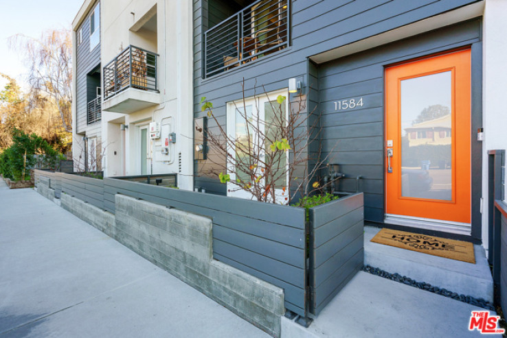 3 Bed Home for Sale in Valley Village, California