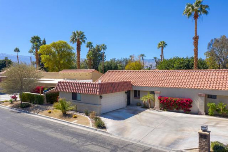 2 Bed Home for Sale in Palm Desert, California