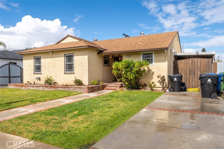Residential Home in Lake Balboa