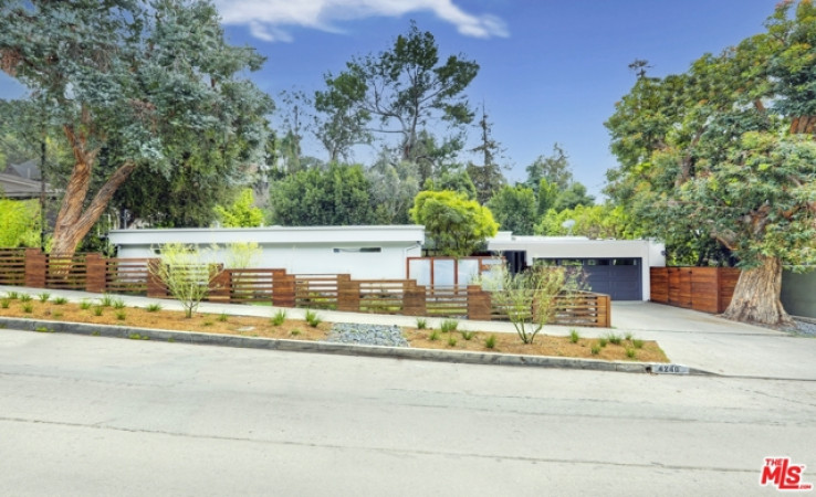 Residential Home in Los Feliz