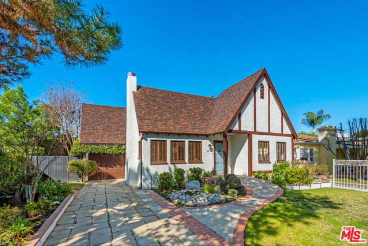 3 Bed Home for Sale in Sherman Oaks, California