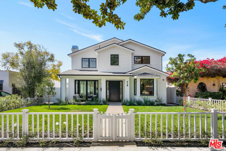 6 Bed Home for Sale in Santa Monica, California