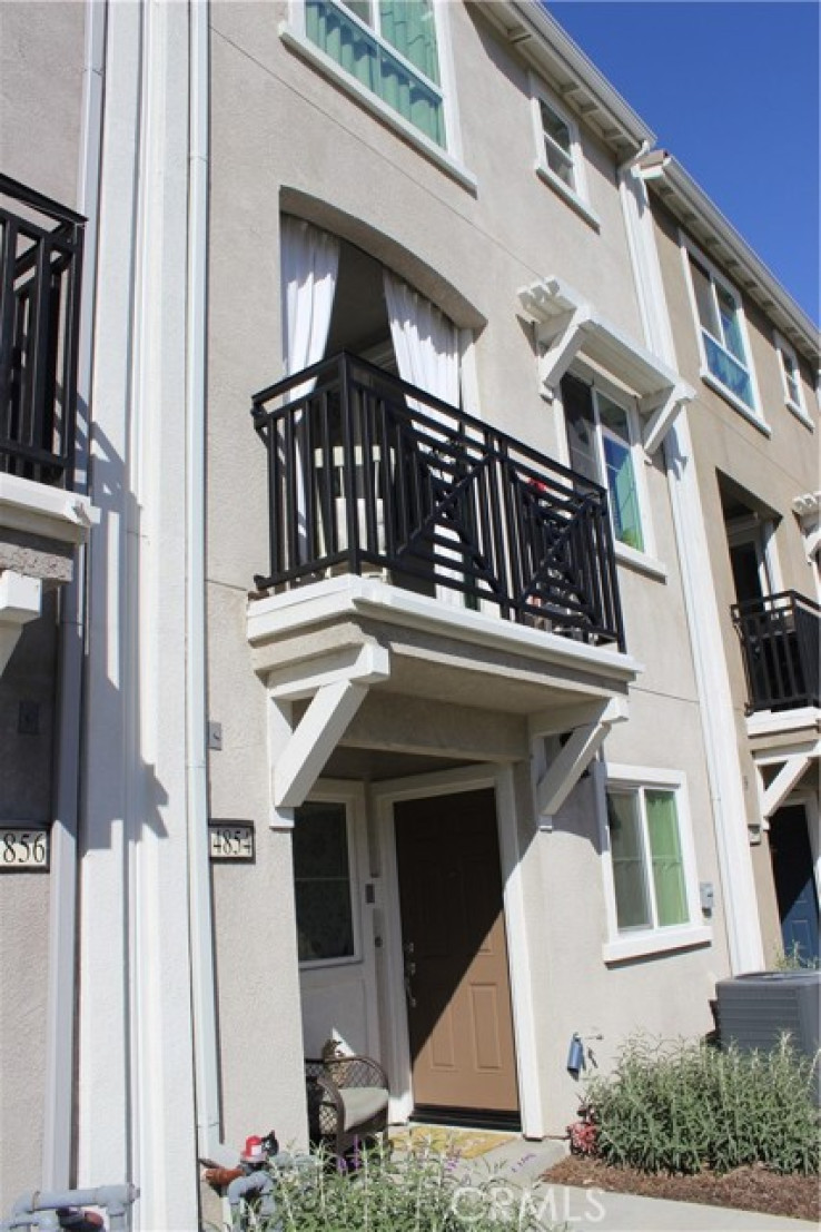 2 Bed Home for Sale in Panorama City, California