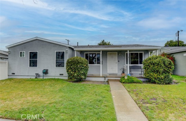 3 Bed Home for Sale in Panorama City, California