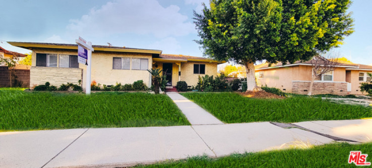 3 Bed Home for Sale in Granada Hills, California