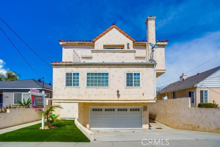 3 Bed Home for Sale in Hawthorne, California