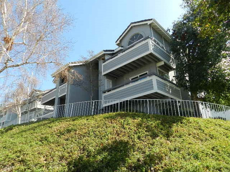 3 Bed Home for Sale in Canyon Country, California