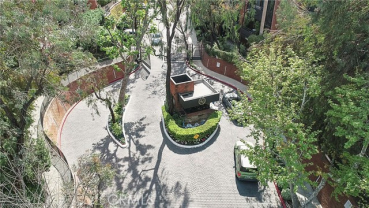2 Bed Home for Sale in Encino, California