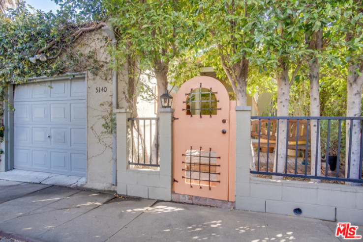 2 Bed Home for Sale in Los Angeles, California