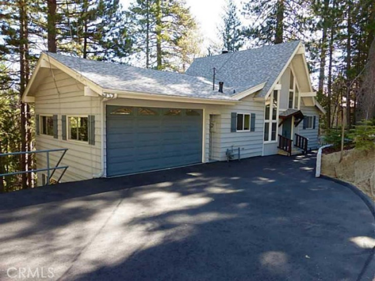 4 Bed Home for Sale in Lake Arrowhead, California