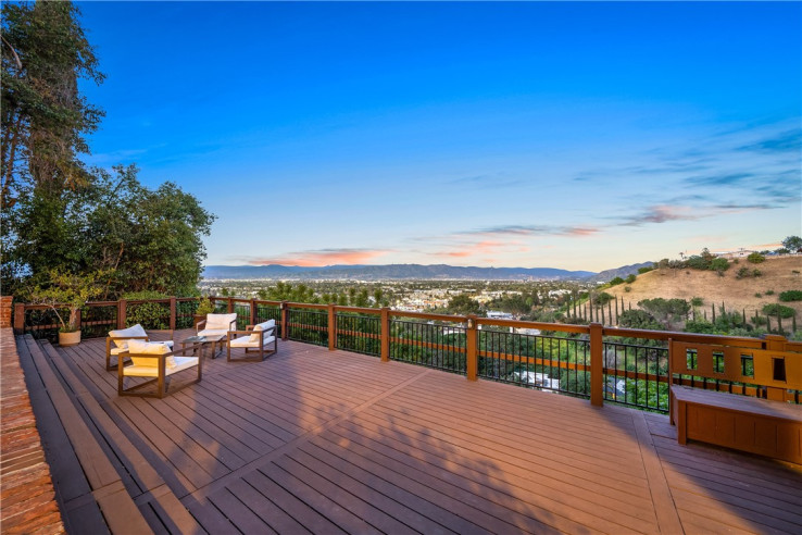 3 Bed Home for Sale in Studio City, California