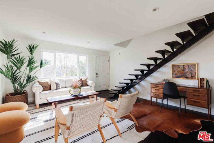 2 Bed Home for Sale in Los Angeles, California