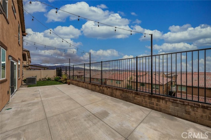 4 Bed Home for Sale in Saugus, California