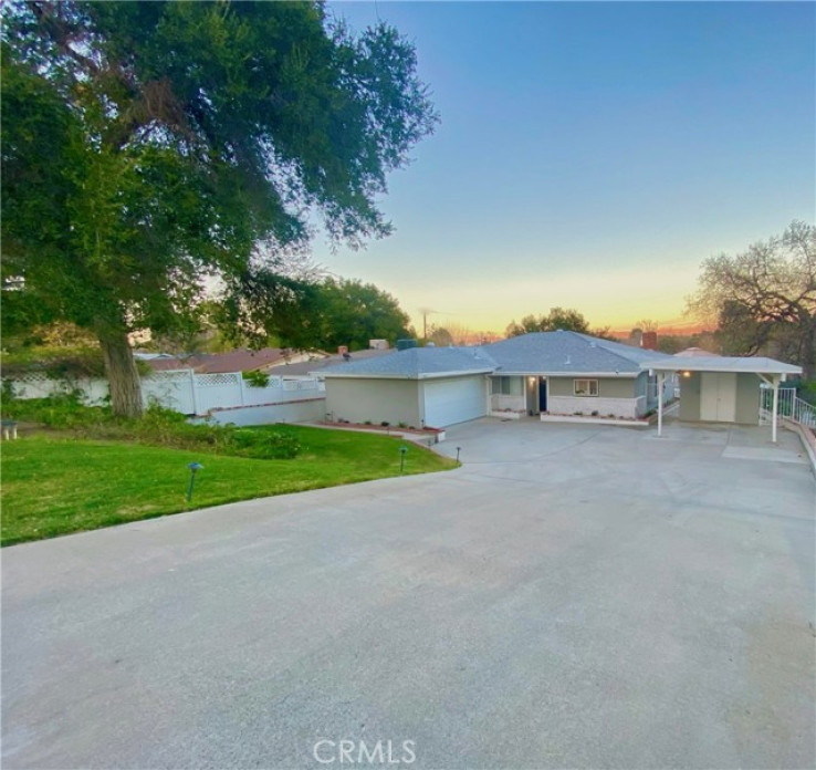 4 Bed Home for Sale in Newhall, California