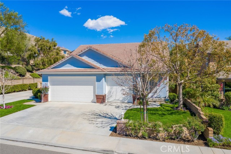 3 Bed Home for Sale in Saugus, California