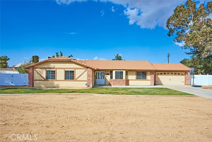 3 Bed Home for Sale in Apple Valley, California