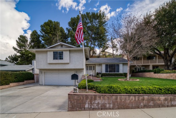 4 Bed Home for Sale in Newhall, California