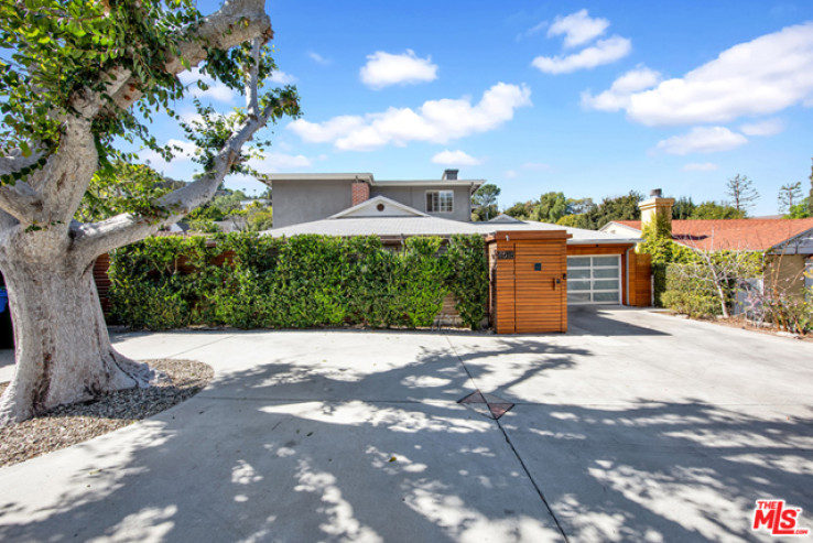 3 Bed Home for Sale in Sherman Oaks, California