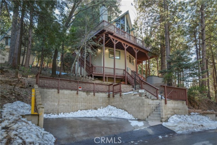 3 Bed Home for Sale in Lake Arrowhead, California