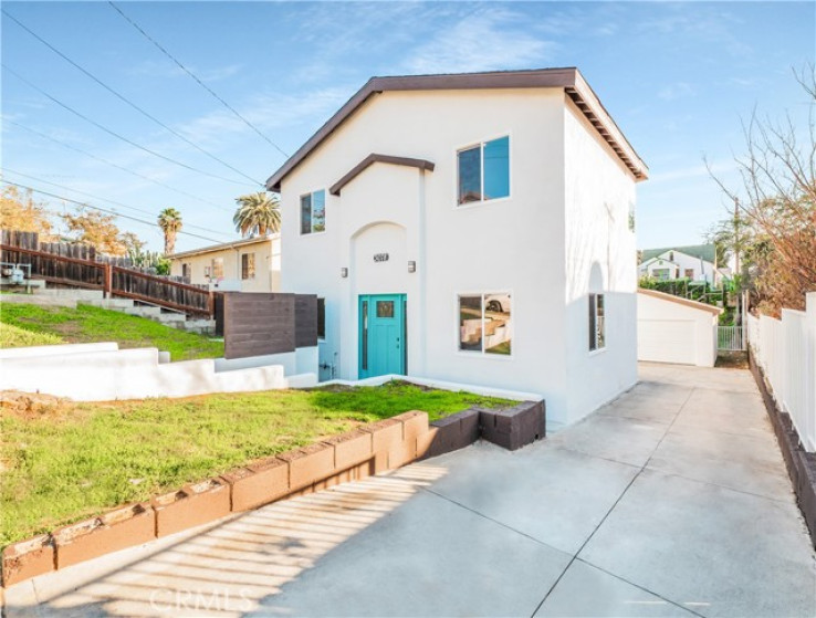 4 Bed Home for Sale in Los Angeles, California