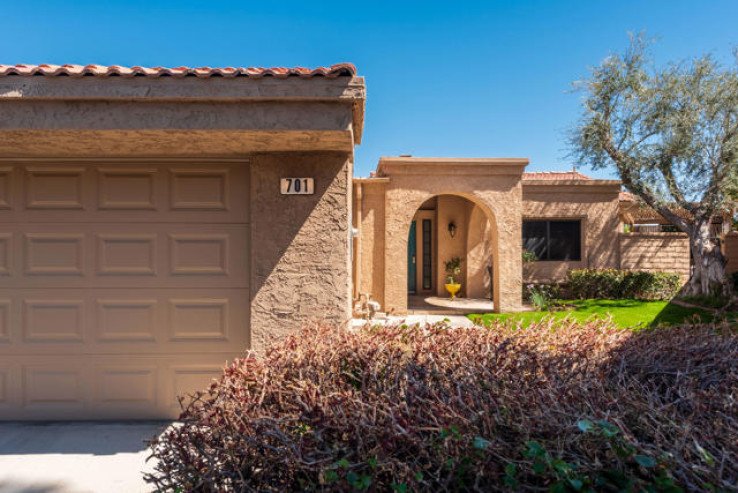 Residential Home in North Palm Desert
