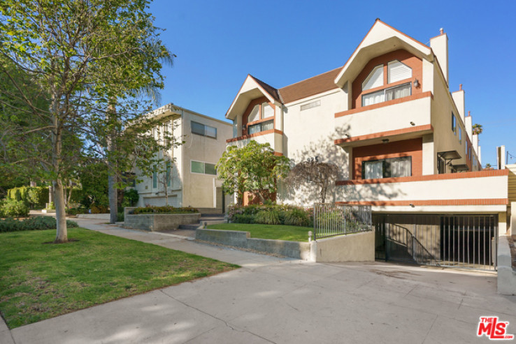3 Bed Home for Sale in Santa Monica, California