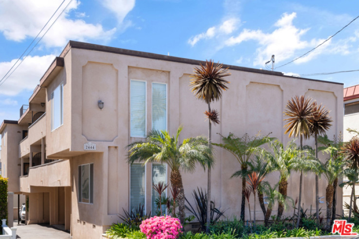 1 Bed Home for Sale in Santa Monica, California