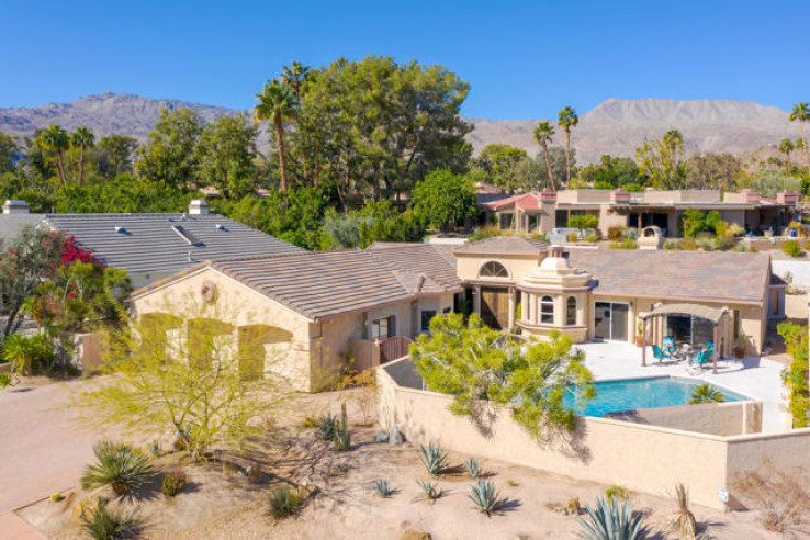 Residential Home in South Palm Desert