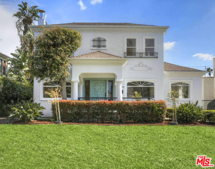 3 Bed Home for Sale in Los Angeles, California
