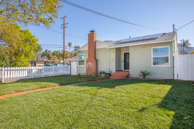 Residential Home in Sunland/Tujunga