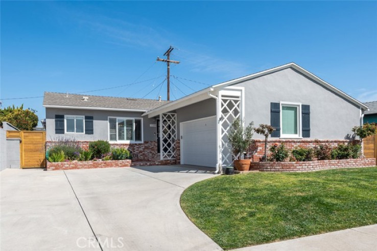 3 Bed Home for Sale in Hawthorne, California