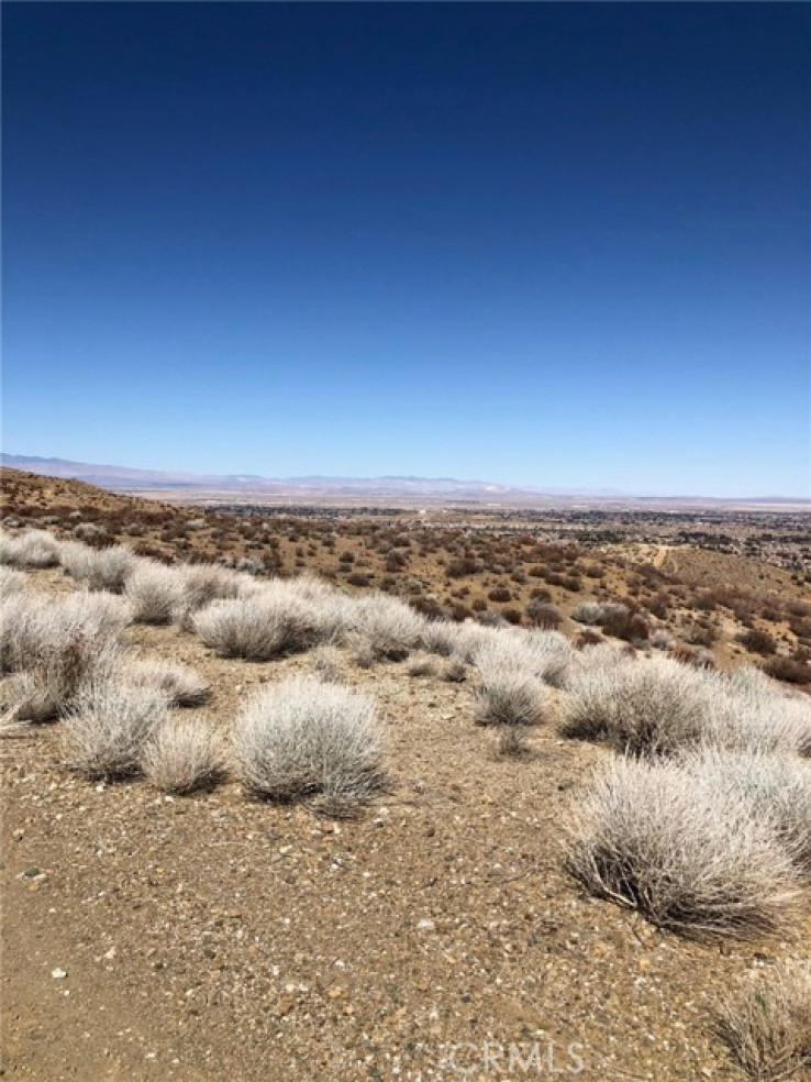 Land in Palmdale