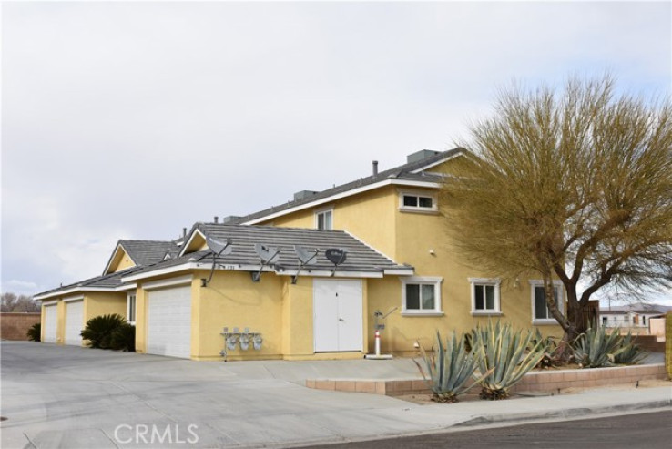  Income Home for Sale in Rosamond, California