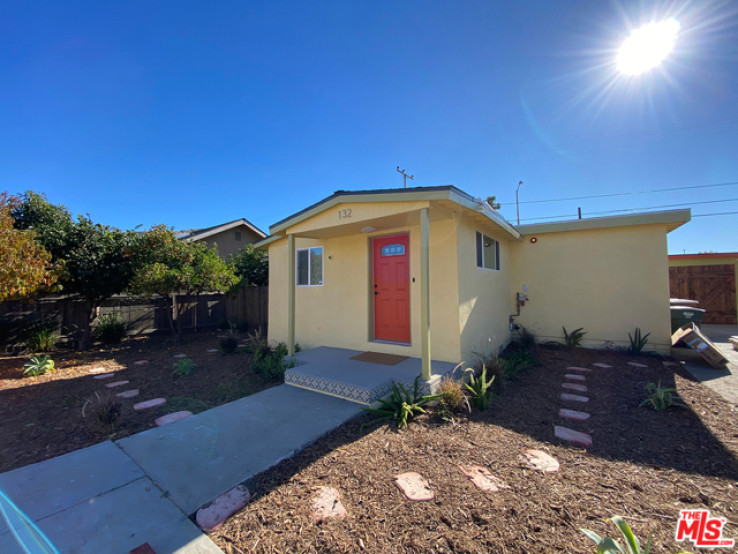 Residential Home in West of California to City Limits