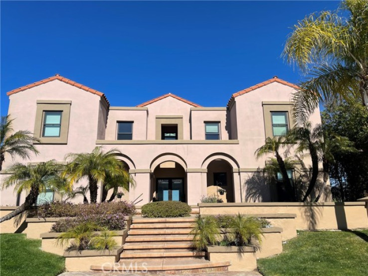 6 Bed Home for Sale in Calabasas, California