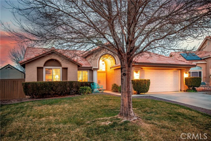 3 Bed Home for Sale in Palmdale, California