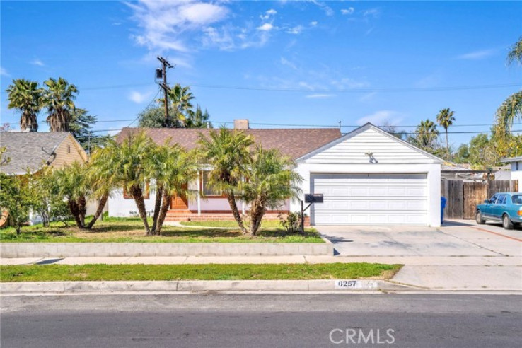 2 Bed Home for Sale in Valley Glen, California