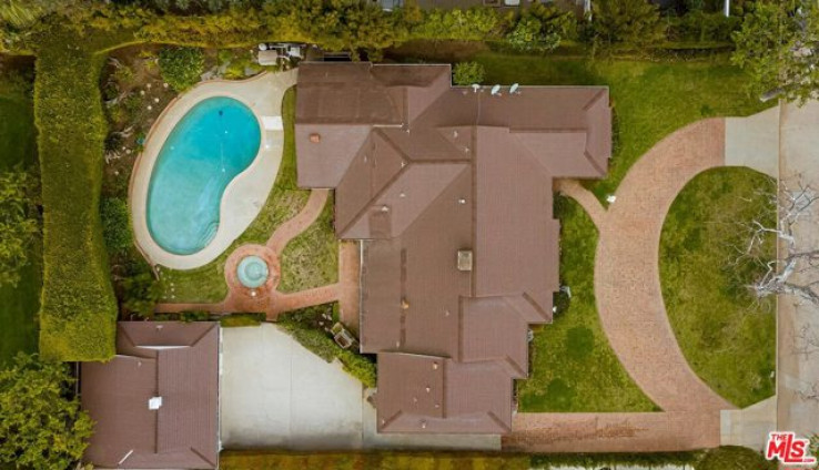 Residential Home in Pacific Palisades