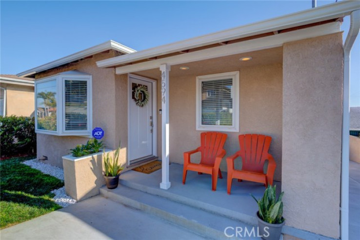 2 Bed Home for Sale in Hawthorne, California