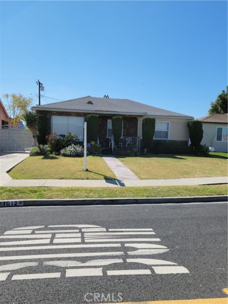 Residential Home in Compton