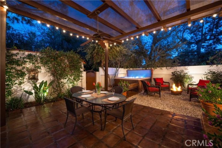 5 Bed Home for Sale in Studio City, California