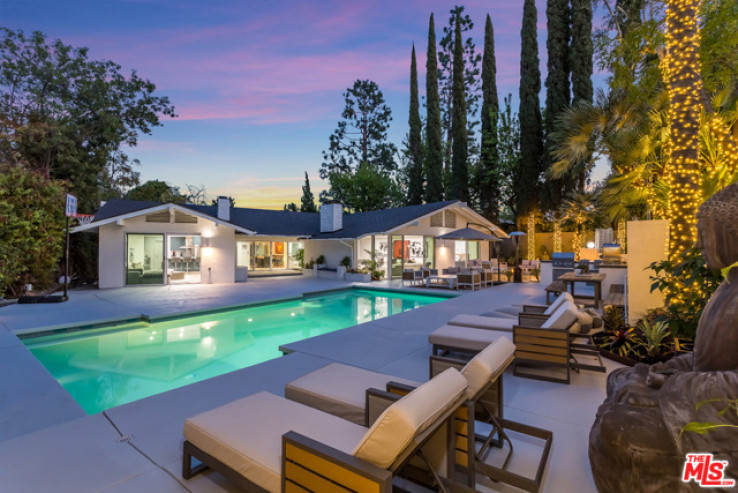 Residential Home in Brentwood
