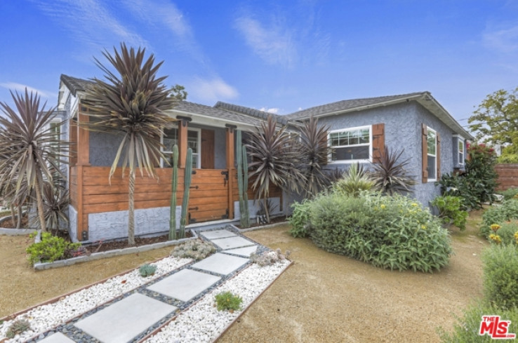 2 Bed Home for Sale in Los Angeles, California